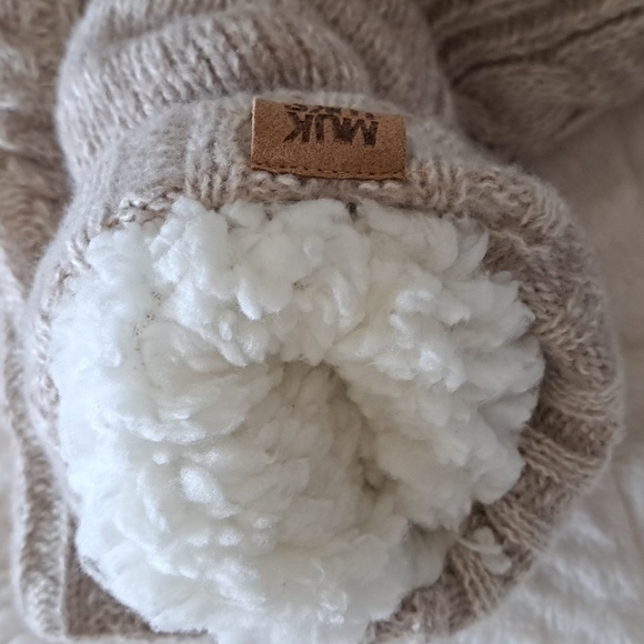 Muk Luks Women's Cabin Sock - Cream - Picture 3 of 4